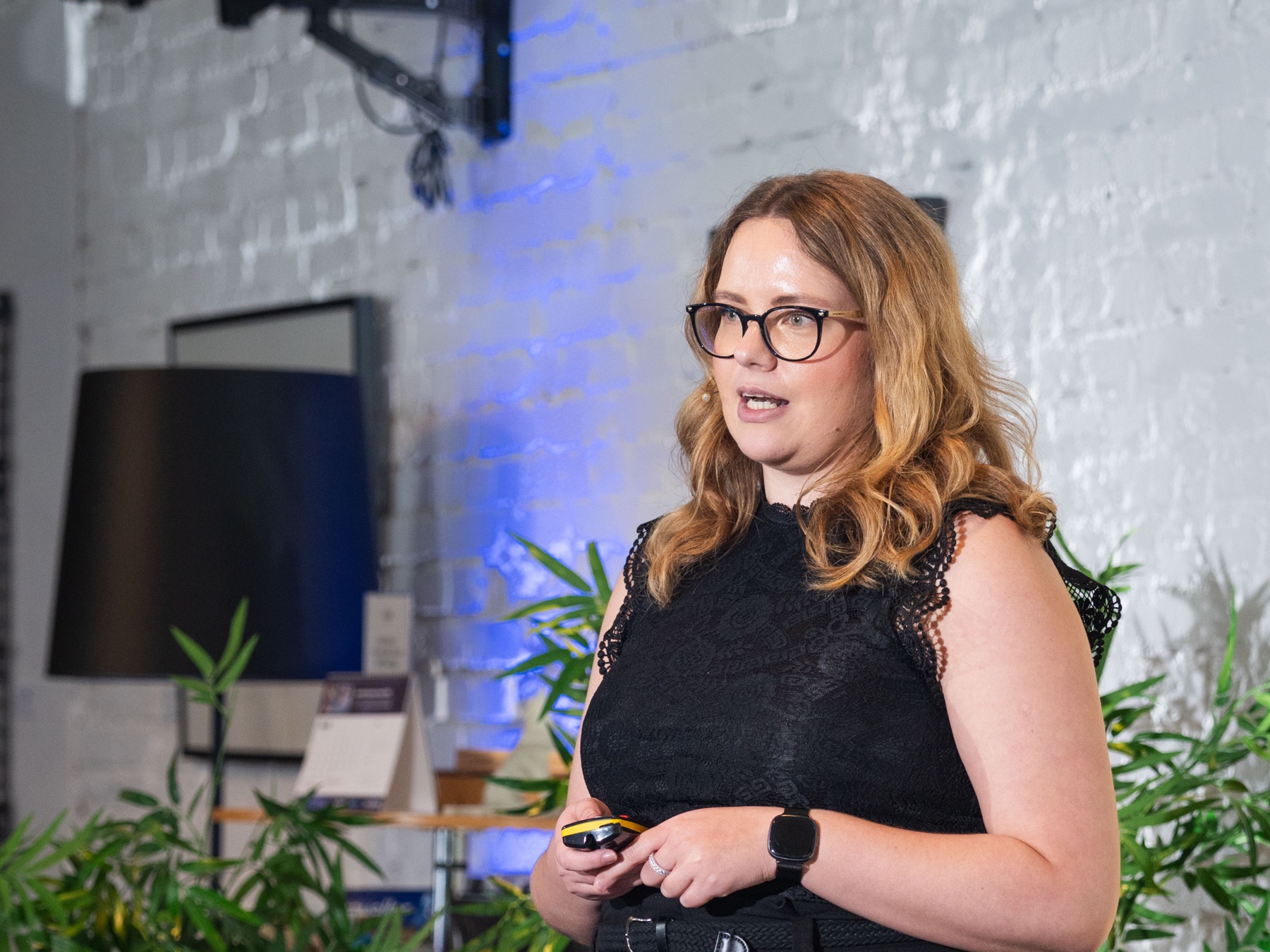 Mare Vahtre, Reddit marketing strategist at a professional event